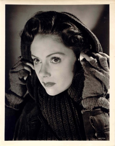 芮妮·阿萨岑的写真