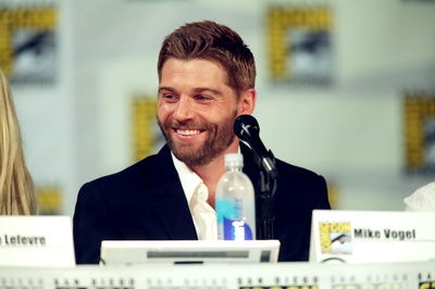 迈克·沃格尔的写真