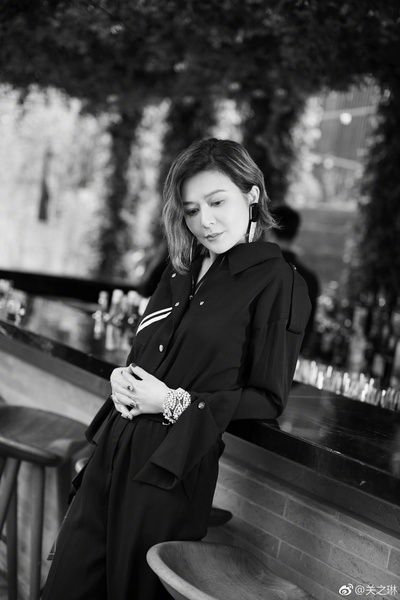 关之琳的写真-https://weibo.com/317...