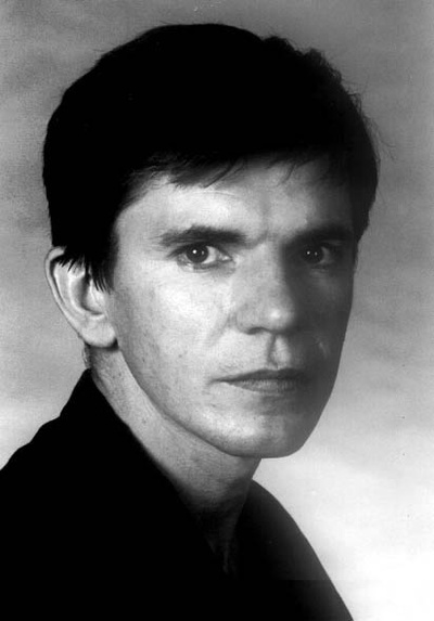 斯拉夫科·斯提马科的写真-肤色再黑点，理个小平...