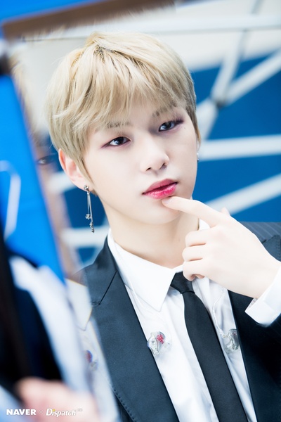 姜丹尼尔的写真