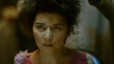 李烈的写真-《十加十》之《海马洗...