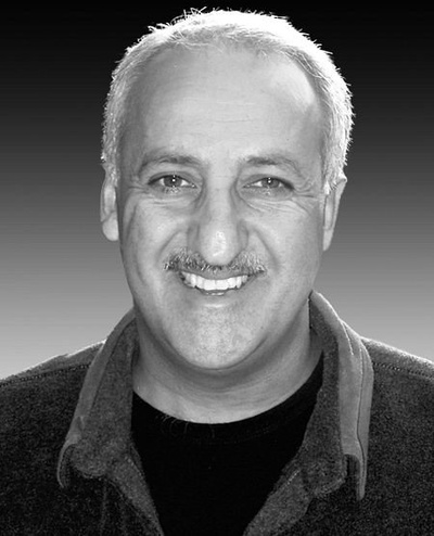 布莱恩·乔治的写真