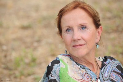 海伦·文森特的写真