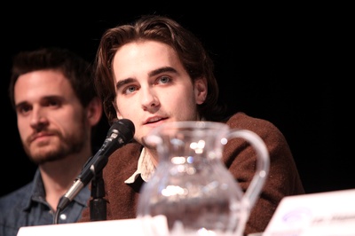 兰登·莱伯隆的写真