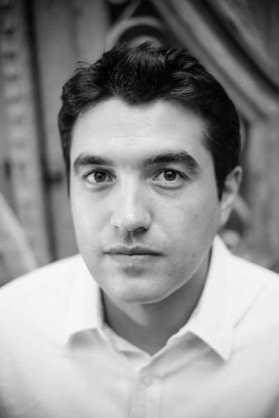 纳吉·阿布·诺瓦的写真