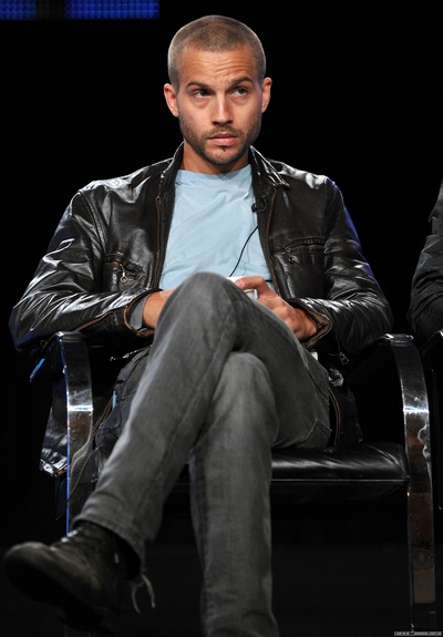 罗根·马歇尔-格林的写真