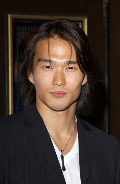 卡尔·尹的写真