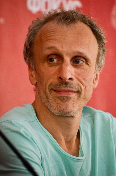 扬·贝弗特的写真