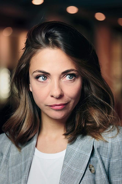 乔治娜·芜班的写真