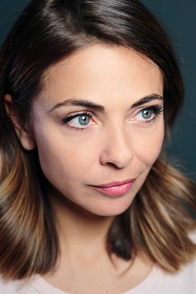 乔治娜·芜班的写真