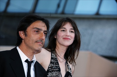 夏洛特·甘斯布的写真