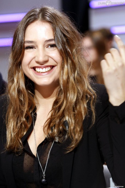 伊兹雅·海格林的写真