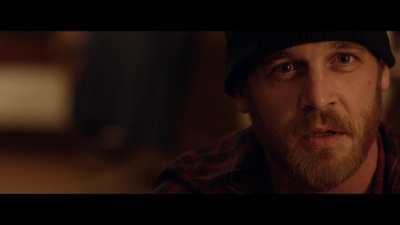 伊桑·恩布里的写真