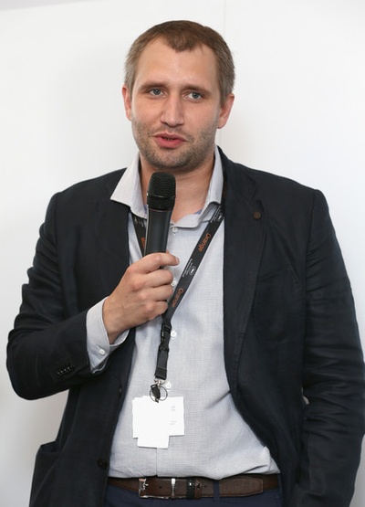 尤里·贝科夫的写真