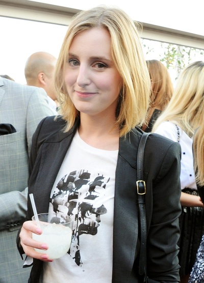 劳拉·卡尔迈克尔的写真