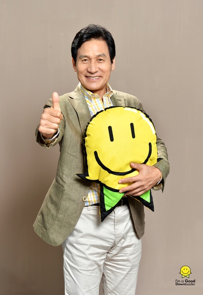 安圣基的写真