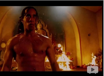 拉蒂夫·克劳德的写真-冬荫功