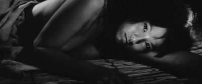 吉村实子的写真-《鬼婆》