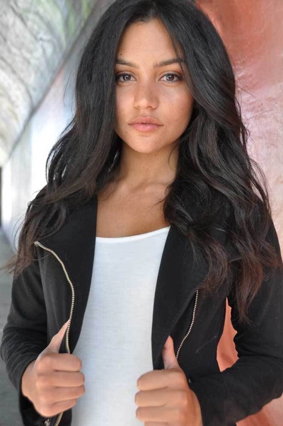 比安卡·A·桑托斯的写真