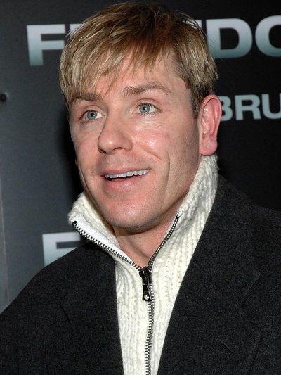 朗·埃达德的写真