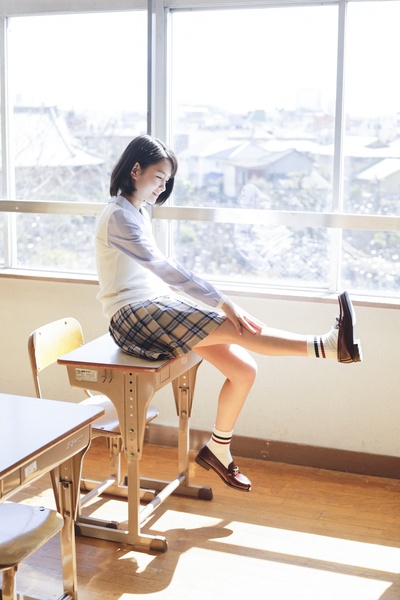 葵若菜的写真-by 青山裕企