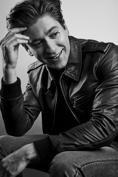 迈克尔·泽根的写真