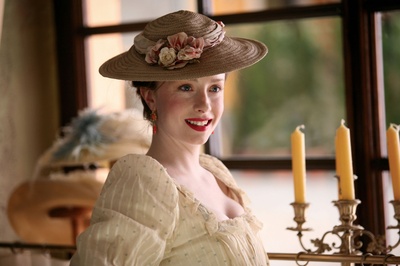 菲奥娜·格拉斯科特的写真