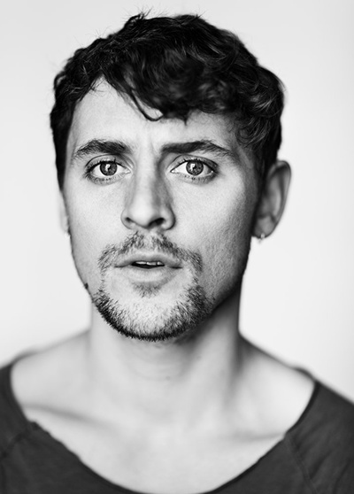 彼得·坎皮恩的写真