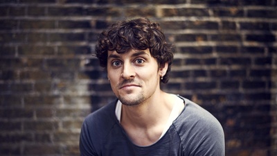 彼得·坎皮恩的写真