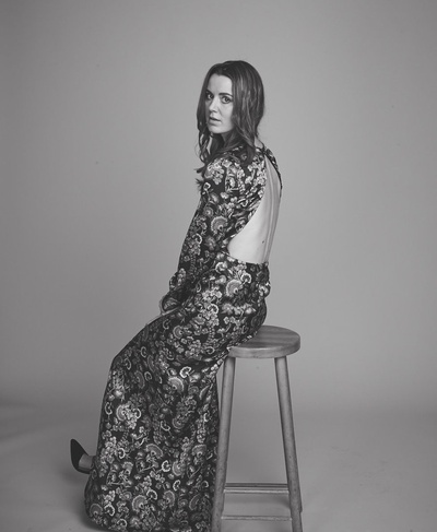 艾米莉·贝文的写真