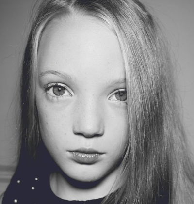 拉菲拉·查普曼的写真