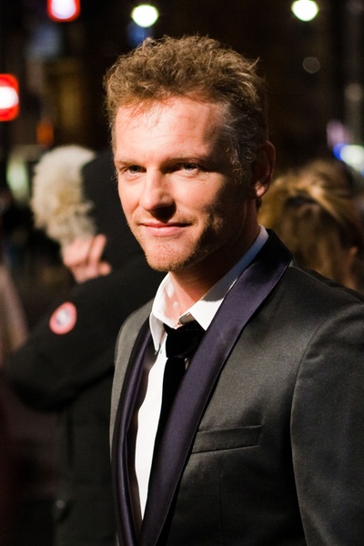 巴里·阿茨玛的写真