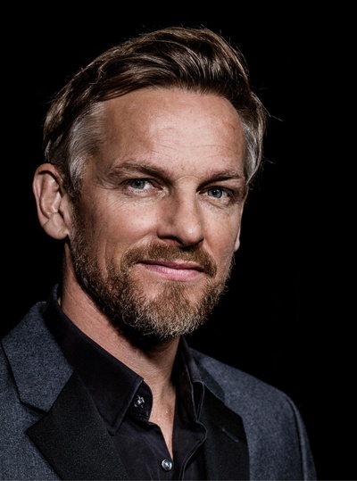 巴里·阿茨玛的写真