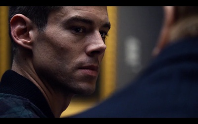 布莱恩·J·史密斯的写真-Sense 8