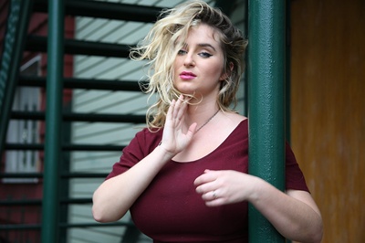 卡桑德拉·斯塔尔的写真