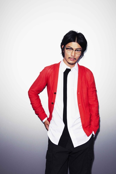 玉山铁二的写真