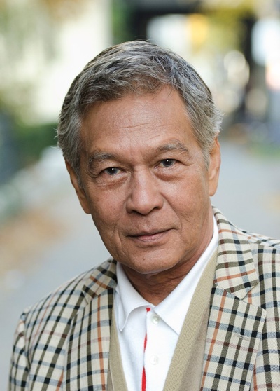 尼鲁·西里詹亚的写真