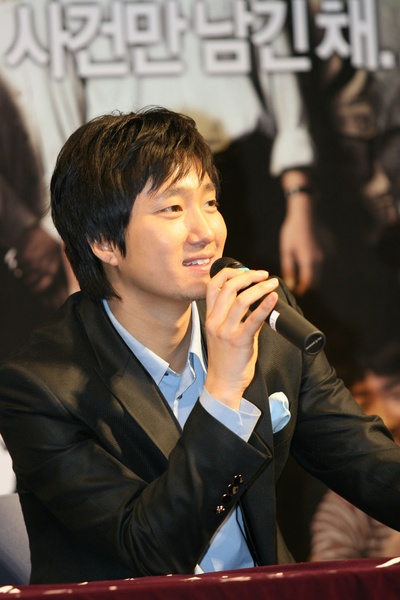 朴海日的写真-20070312《极乐岛杀...