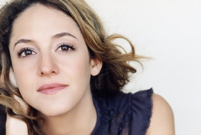 爱丽丝·麦克唐纳的写真