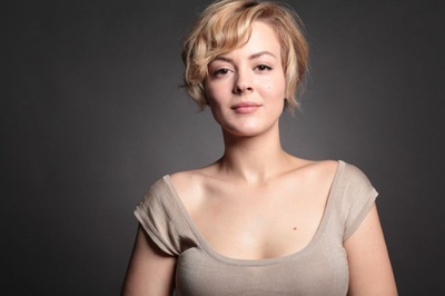 艾珠·帕森斯的写真