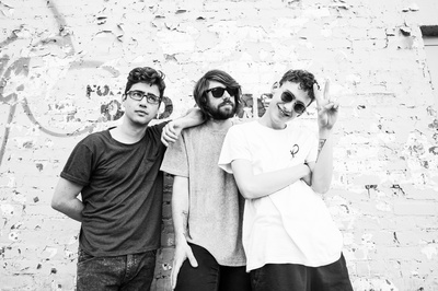 奥利·亚历山大的写真