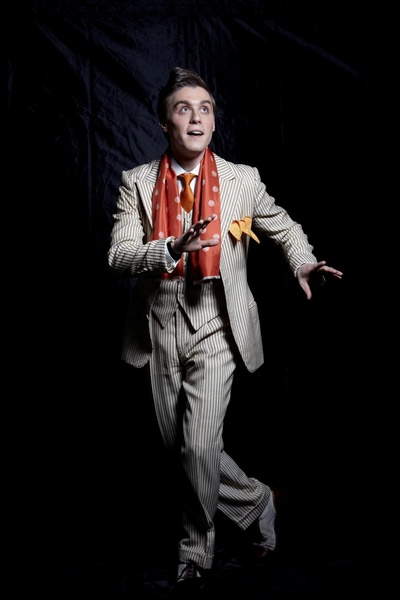 杰克·法辛的写真-Jack Farthing as Fred...