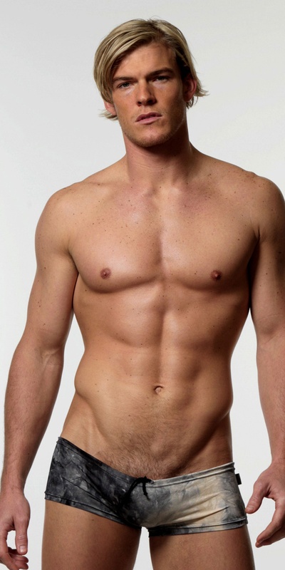 皮特·普劳泽克的写真