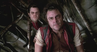 约翰尼·诺克斯维尔的写真-Men in Black II (2002)