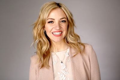 艾比·艾略特的写真