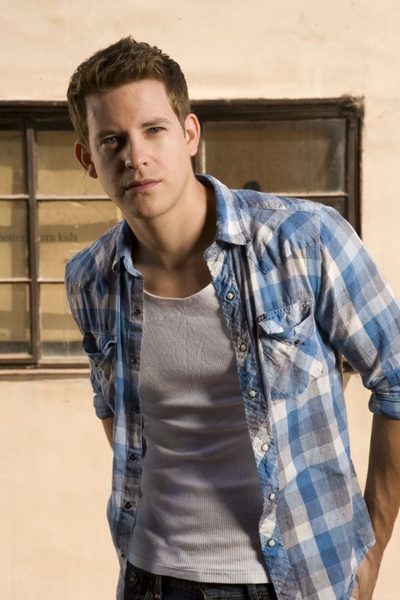 拜斯·约翰逊的写真