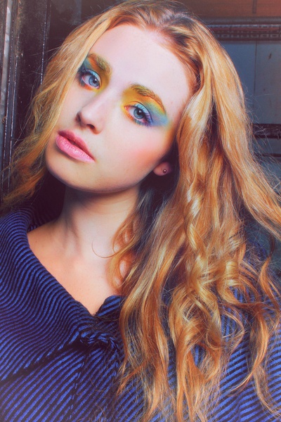 弗雷娅·梅弗的写真