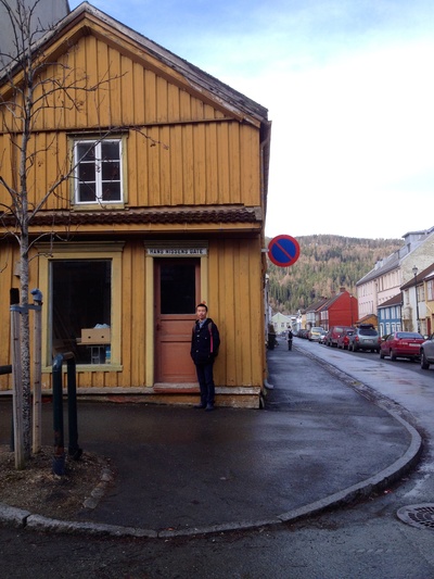 李睿珺的写真-李睿珺