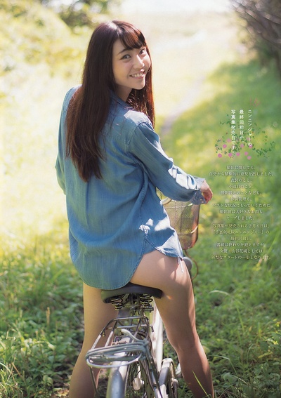 山谷花纯的写真